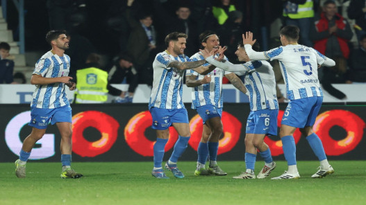 ريال مدريد يتأهل بصعوبة والكبار يواصلون المفاجآت في كأس ملك إسبانيا