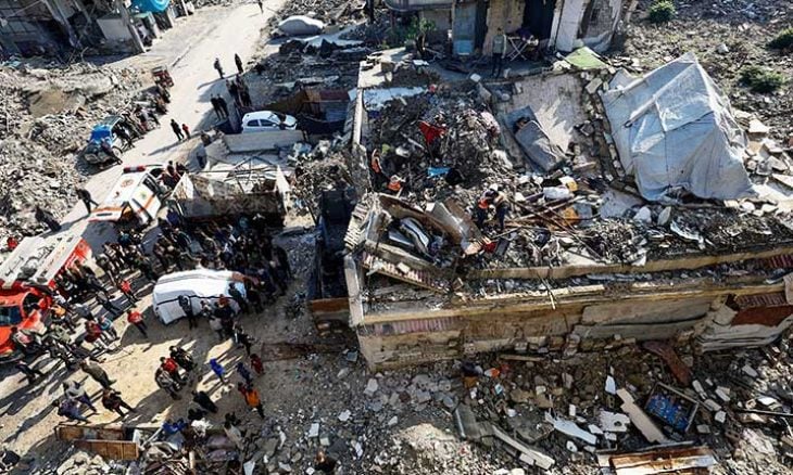 إبراهيم نصر الله يكتب : كي لا يتعثّر الشهداء في هذا الليل