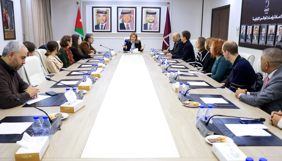 نفاع تلتقي وفدًا طلابيًا ألمانيًا وتستعرض التجربة البرلمانية الأردنية