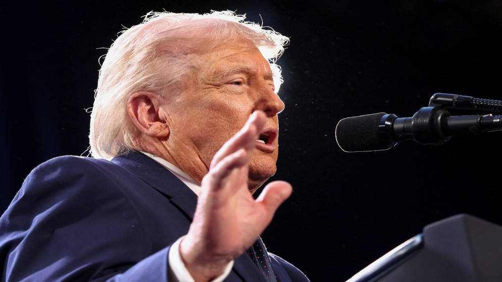 ترامب يعلن الموافقة على وقف قصف ايران لمدة اسبوعين