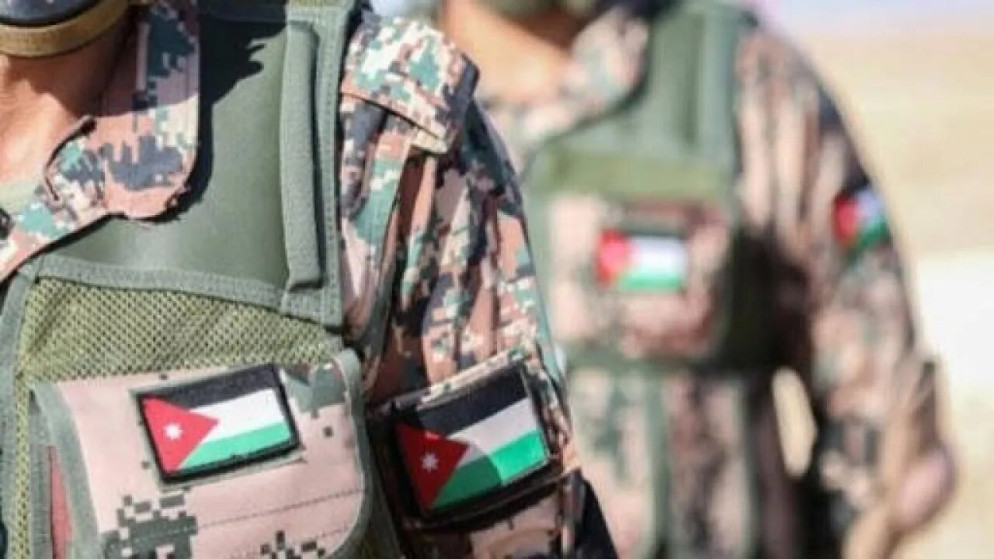 متقاعدون عسكريون يؤكدون أهمية يوم العلم كرمز للسيادة والانتماء