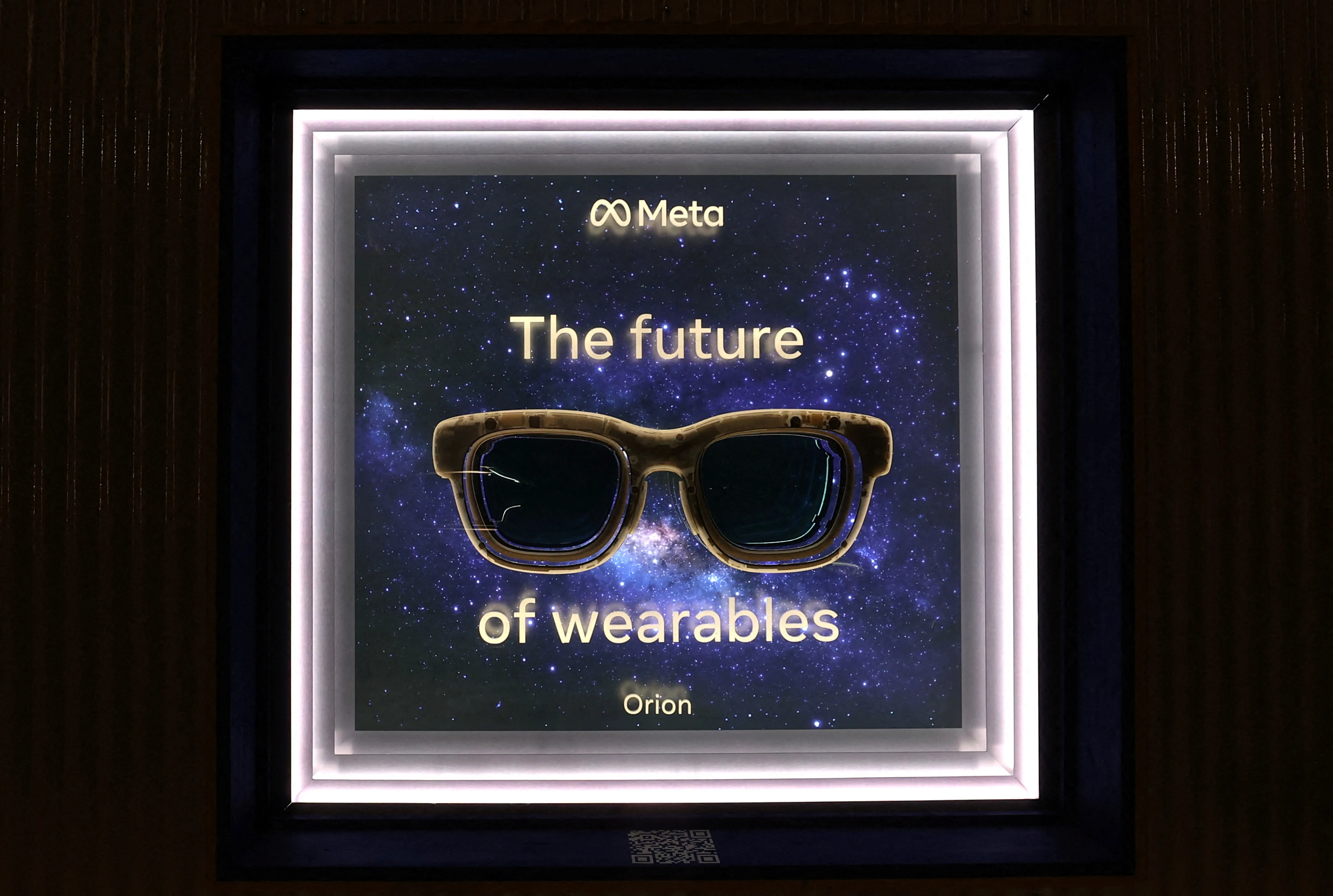 ميتا تواجه ضغوطات حقوقية لوقف تقنية التعرف على الوجه في نظاراتها الذكية